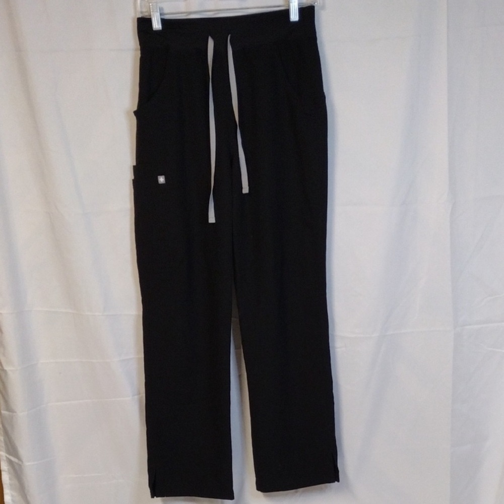 Figs women’s black scrub pant
